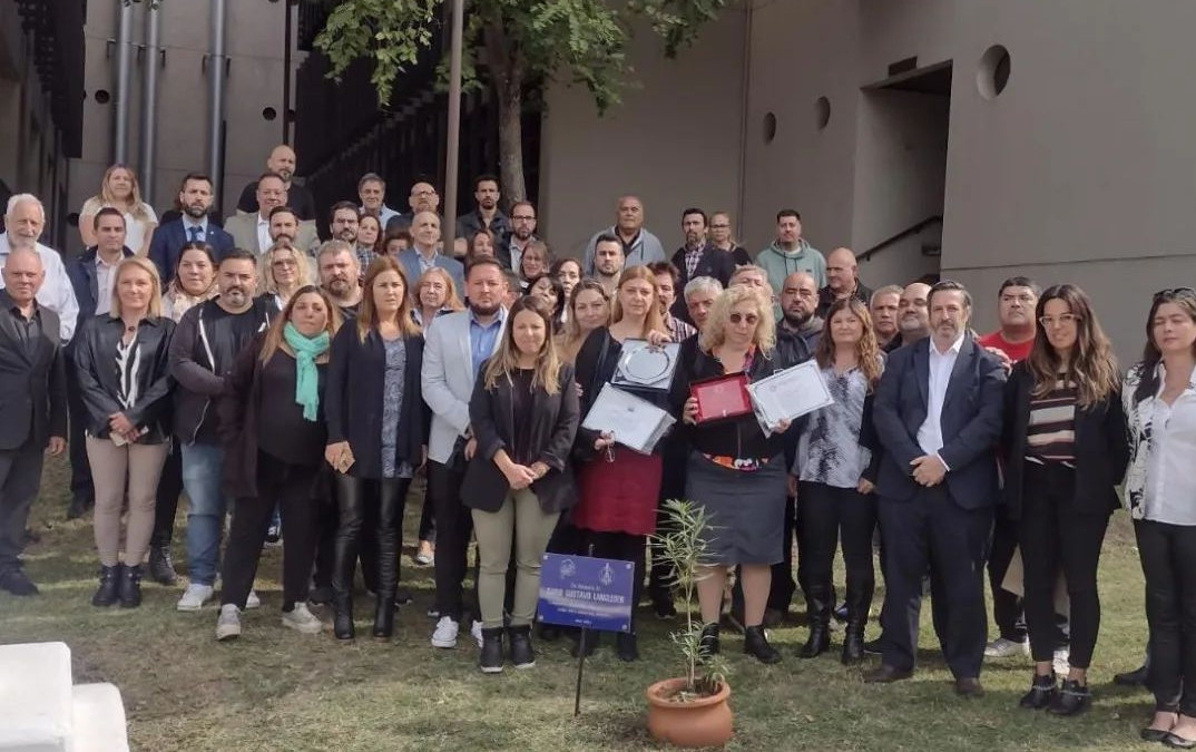 SE LLEVÓ A CABO UN EMOTIVO HOMENAJE A DARÍO LANGLEBEN
