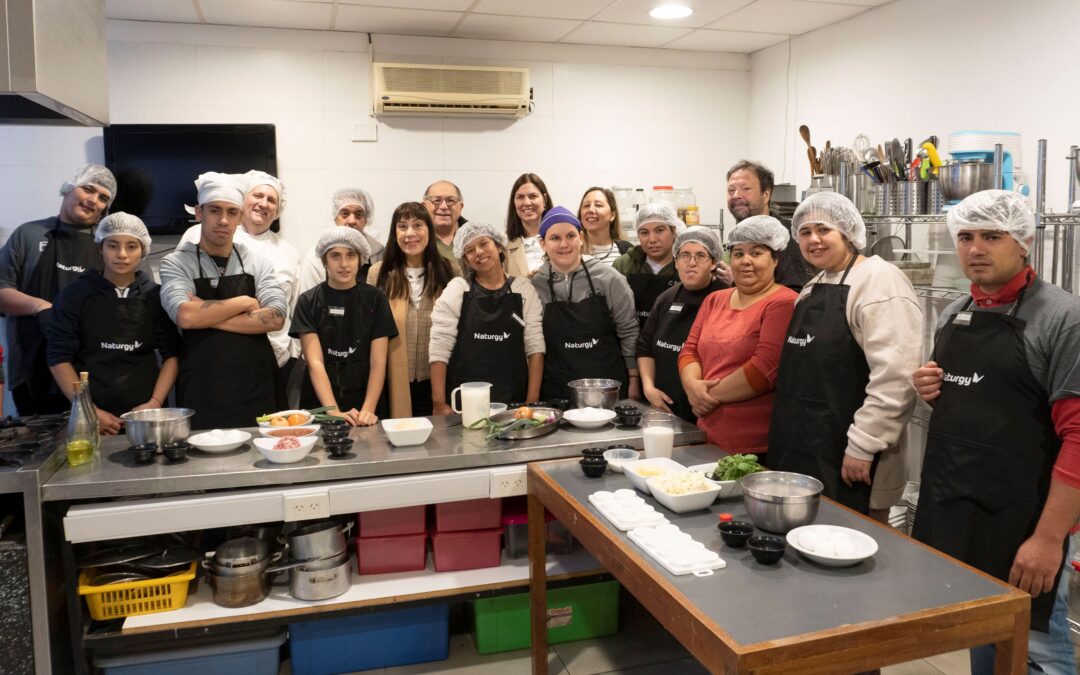 Uthgra Morón y Naturgy firmaron un convenio de capacitación e inclusión social a través de la gastronomía.