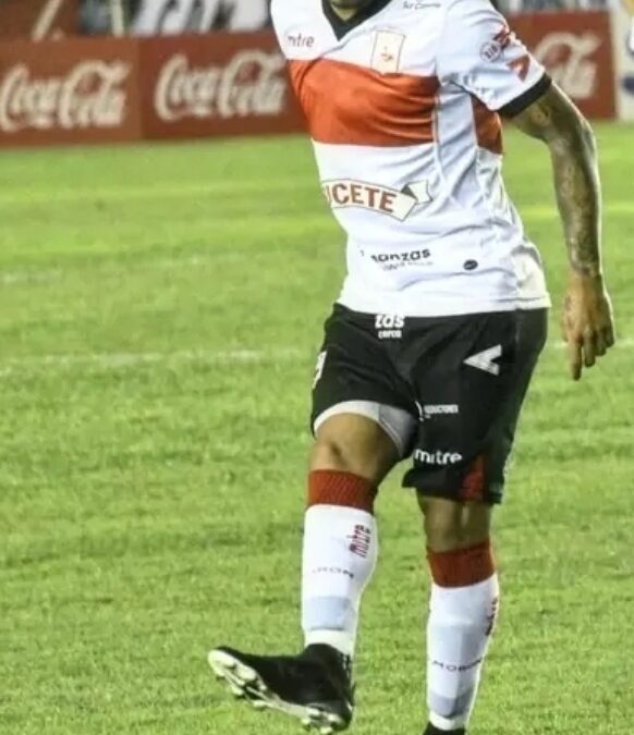 Nombre completo: Santiago Agustín Coronel