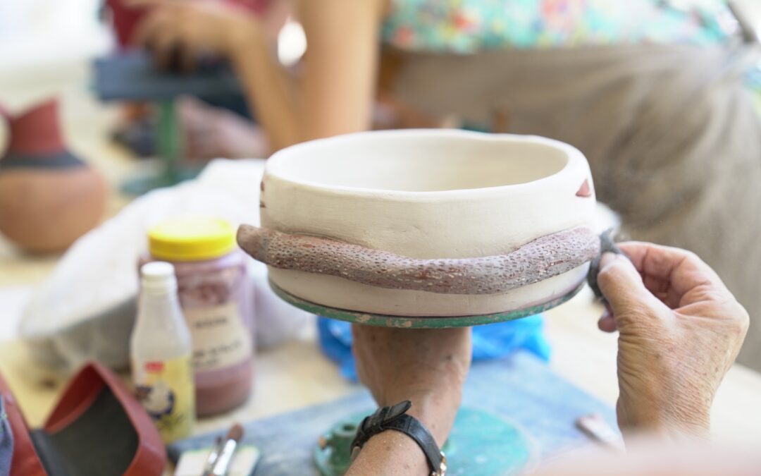 TALLER DE MANUALIDADES EN EL CENTRO CULTURAL ITUZAINGÓ