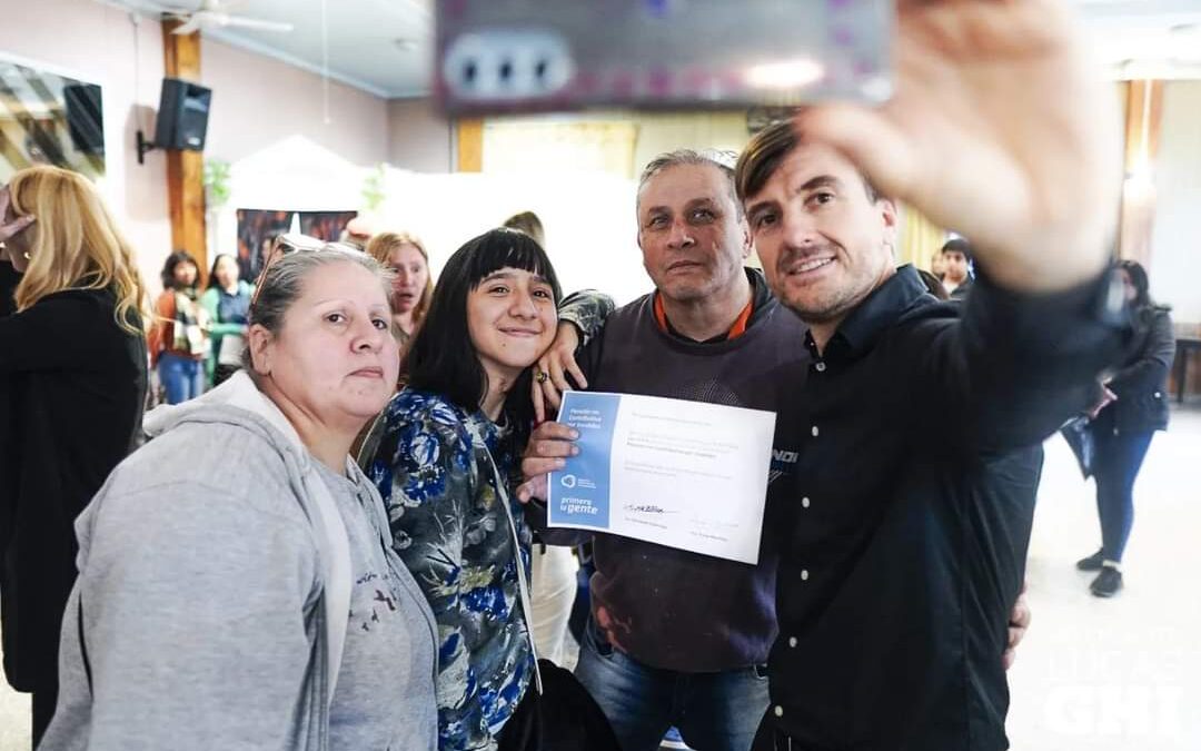 MORÓN: SE ENTREGARON MÁS DE 200 PENSIONES NO CONTRIBUTIVAS A PERSONAS CON DISCAPACIDAD