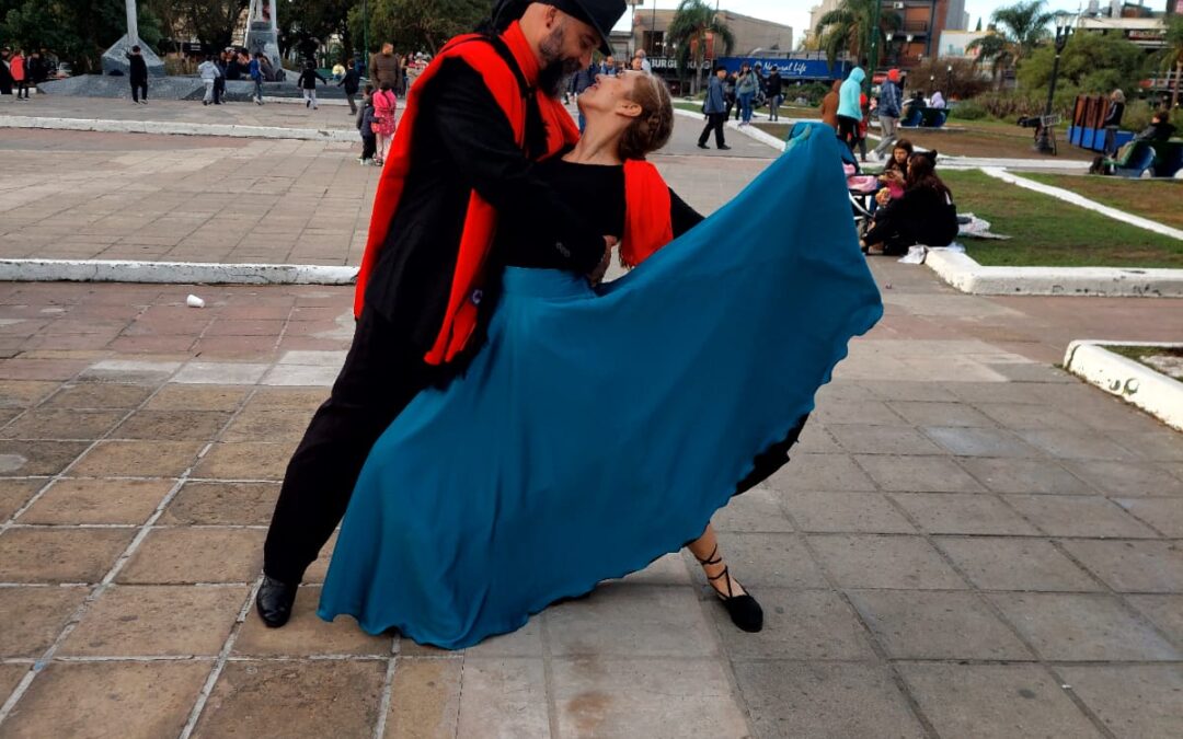 Destacada actuación del grupo folklórico «Gaucho Pampa» en Ituzaingó