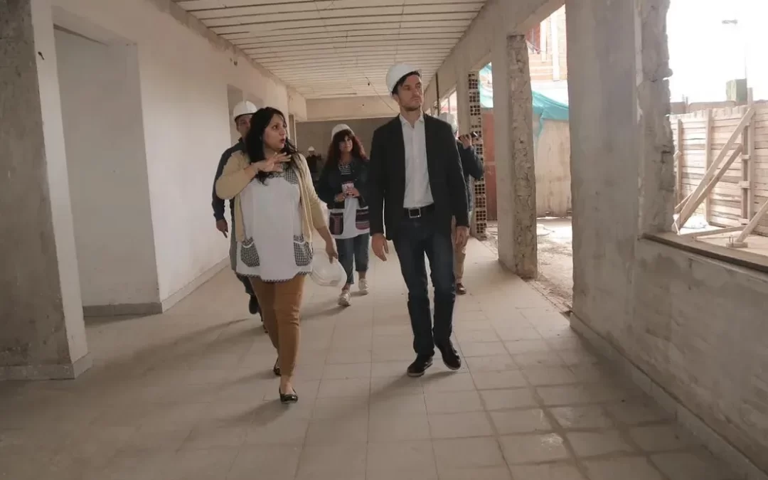 Morón: El gobierno local continúa con una importante inversión en el área de Educación