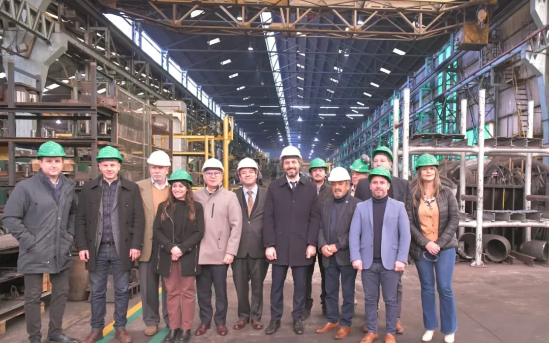 ITUZAINGÓ: DESCALZO Y CAFIERO VISITARON LA METALÚRGICA LOCAL CINTOLO HNOS