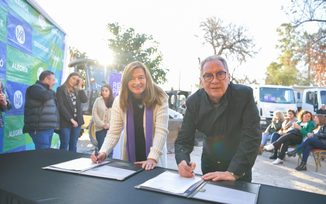 ITUZAINGÓ: ALBERTO DESCALZO FIRMÓ LA ADHESIÓN AL PROGRAMA MUNICIPIOS POR LA IGUALDAD