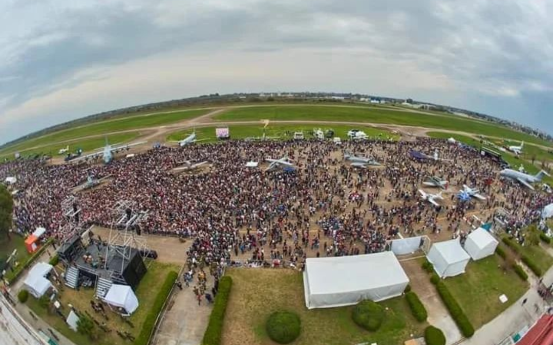 Fuerza Aérea Argentina: ULTIMO DÍA DE ARGENTINA VUELA 