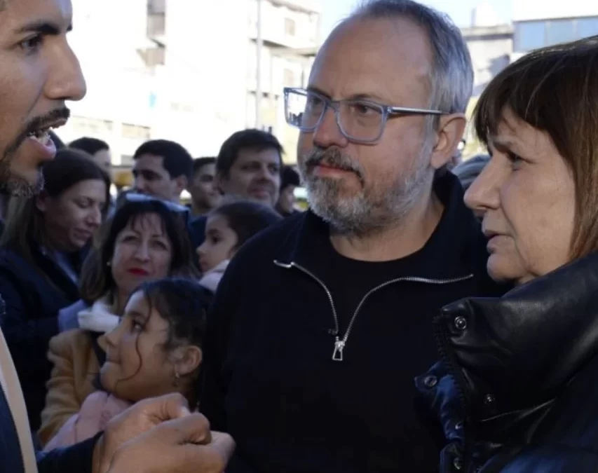 TRES DE FEBRERO: PATRICIA BULLRICH Y DIEGO VALENZUELA SE REUNIERON CON VICTIMAS DE LA INSEGURIDAD