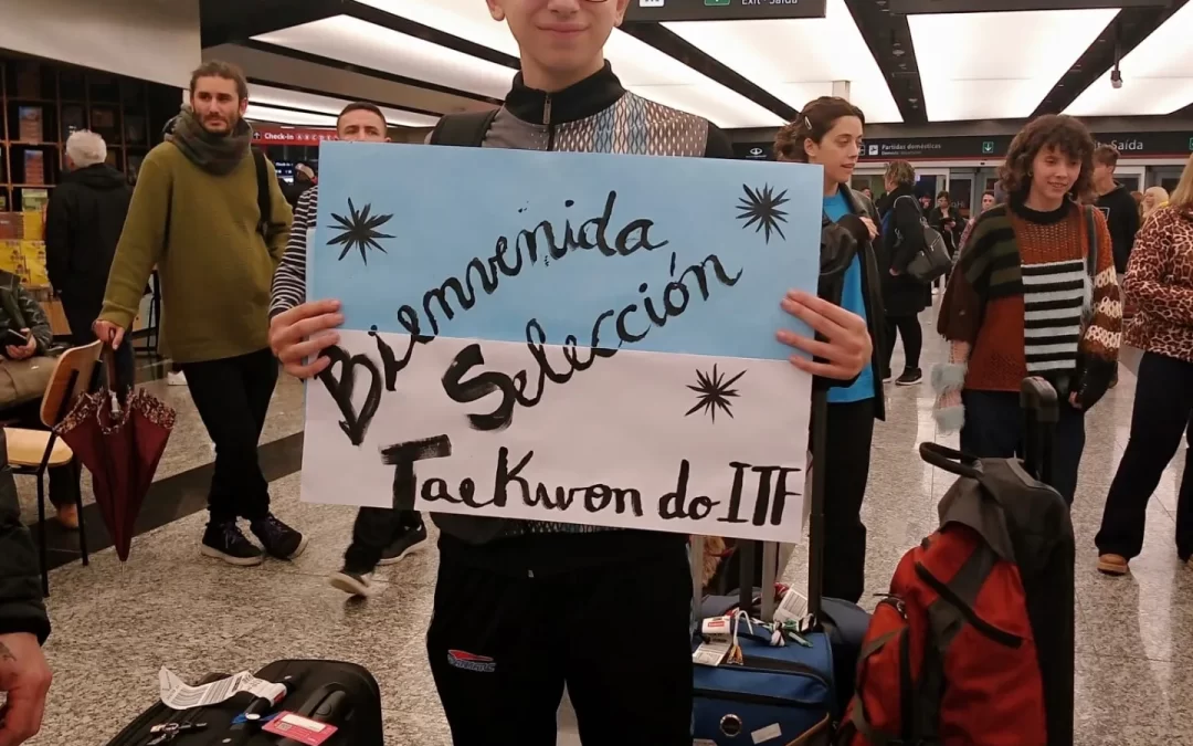 TRES MEDALLAS PARA MORÓN: EL TAEKWONDISTA MORONENSE JUAN PABLO UNGRA SE DESTACÓ EN LA COMPETENCIA INTERNACIONAL
