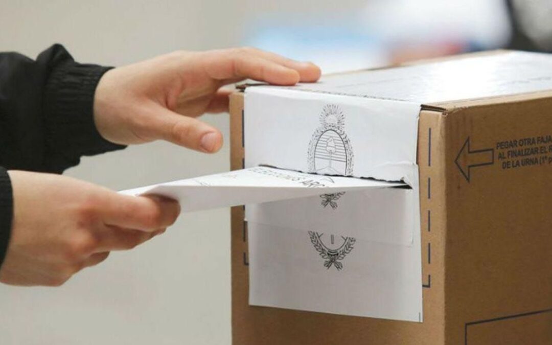@politicaobreramoron_ituzaingo : «Votamos en blanco. Llamamos a  rechazar a Milei y a Massa y a preparar, con la coordinación y las autoconvocatorias, una lucha de conjunto -incluida la huelga general- por las reivindicaciones y en defensa de las conquistas amenazadas y para impulsar un reagrupamiento político del activo de la clase obrera»