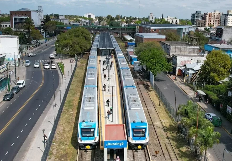 ITUZAINGÓ: TRENES ARGENTINOS HABILITÓ LA RENOVADA ESTACIÓN