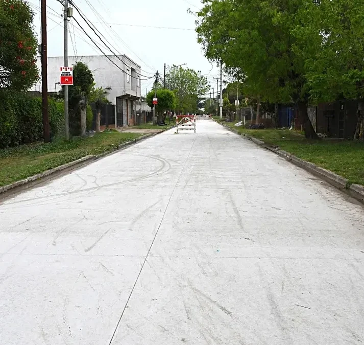 Morón: Continúan las obras de renovación de calles y espacios públicos en todos los barrios