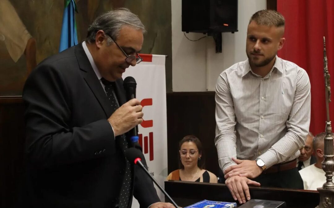 @tbalestrini : » Asumo este compromiso con muchísima responsabilidad y con muchas ganas de seguir trabajando en pos de los beneficios y defendiendo los intereses de nuestros vecinos y vecinas»