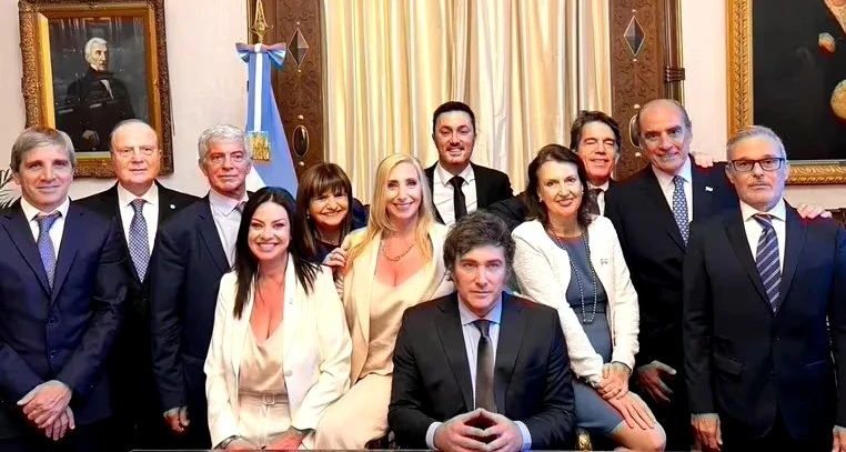 Javier Milei asumió como presidente de los argentinos