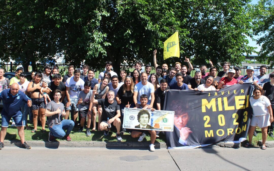 @r.leiva14 : » No creemos que Ezeiza sea la salida. Somos los protagonistas de forjar nuestro futuro y eso es posible si nos comprometemos desde ahora»