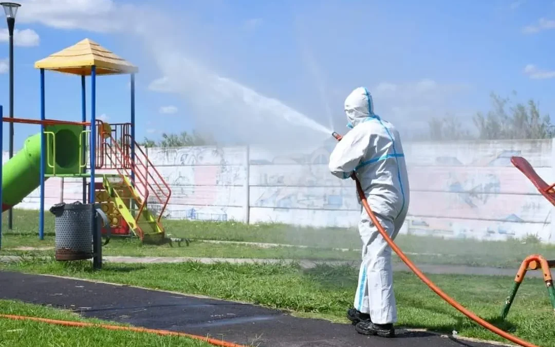 MORÓN: FUMIGACIÓN EN EL DISTRITO