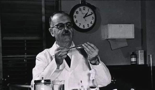 10 de Abril: Día  Mundial de la Ciencia y la Tecnología