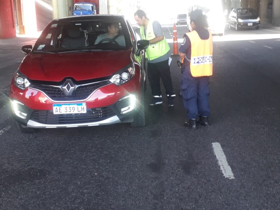 MORÓN: SE ESTÁN LLEVANDO A CABO IMPORTANTES OPERATIVOS SEMANALES DE CONTROL VEHICULAR EN DISTINTOS PUNTOS ESTRATÉGICOS DEL DISTRITO