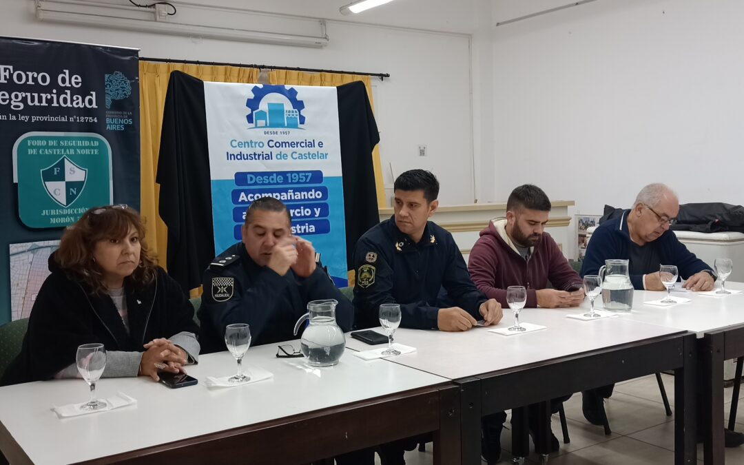 SE LLEVÓ A CABO LA REUNIÓN ABIERTA DE SEGURIDAD VECINAL EN LA CÁMARA COMERCIAL DE CASTELAR