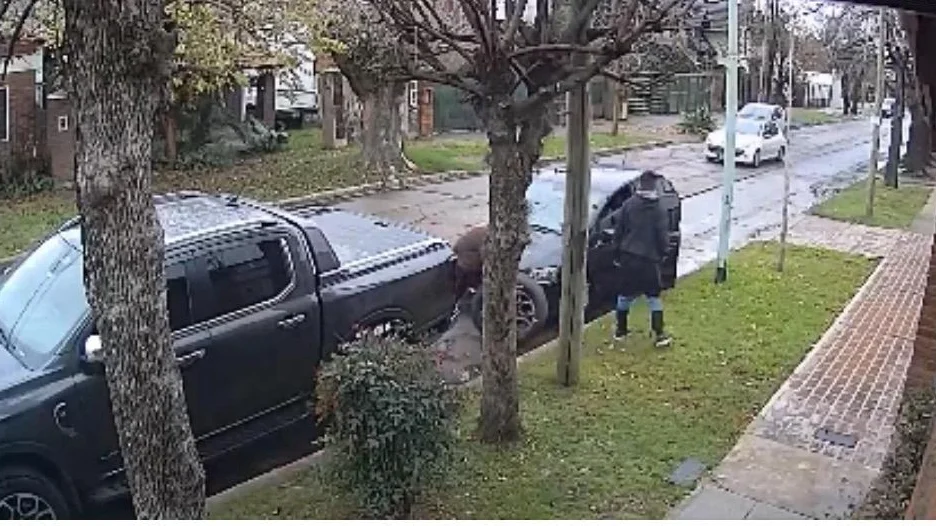 CASTELAR: CONTINÚAN LOS ROBOS DE RUEDAS EN LA ZONA