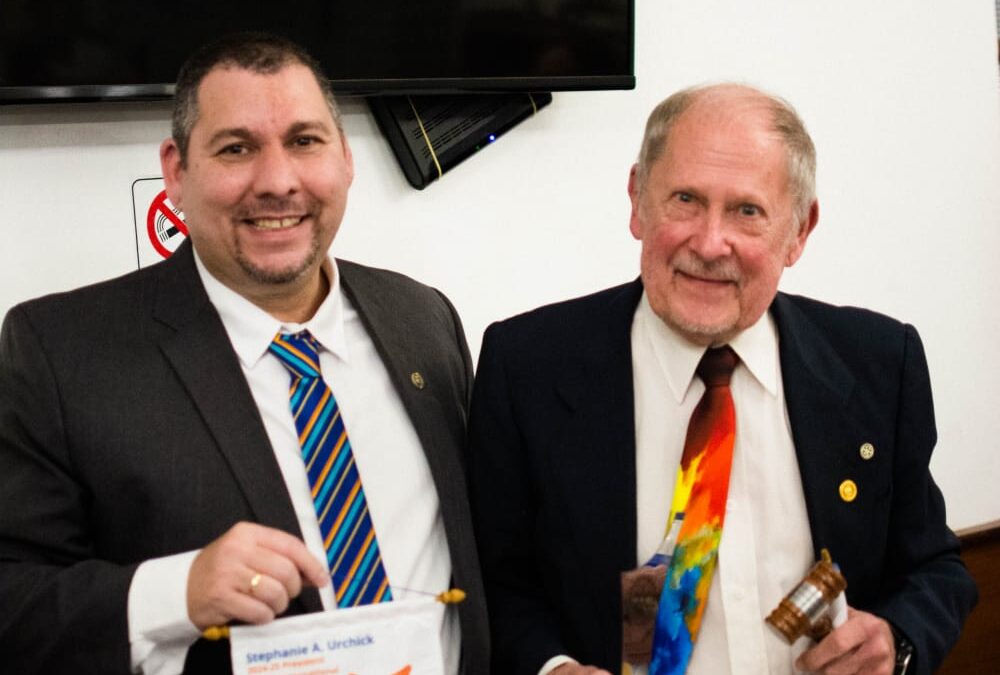 ROTARY CLUB DE HAEDO: EMOTIVA CENA DE CAMBIO DE AUTORIDADES: SEBASTIÁN CHRISTIANY ASUMIÓ LA PRESIDENCIA TRAS LA SALIDA DE ROBERTO REKSAS