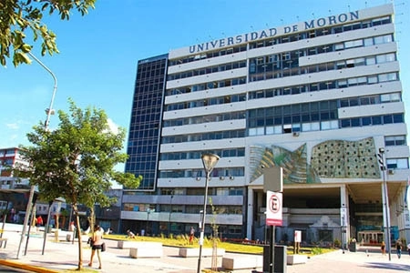 MORÓN: EXPO ORIENTACIÓN VOCACIONAL EN LA UNIVERSIDAD DE MORÓN