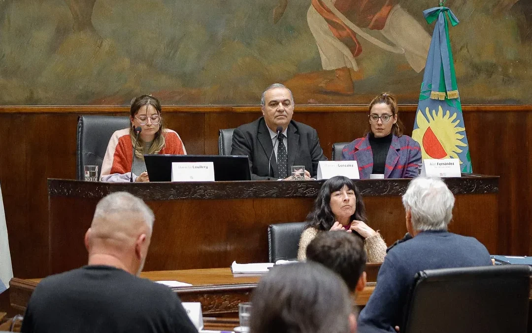 MORÓN: NUEVA SESIÓN EN EL HCD ENTRE BANCA ABIERTA, HOMENAJES, LA DECLARACIÓN DE LA EMERGENCIA ALIMENTARIA Y LA APROBACIÓN DEL LEASING PARA LA INCORPORACIÓN DE MÓVILES PARA SEGURIDAD