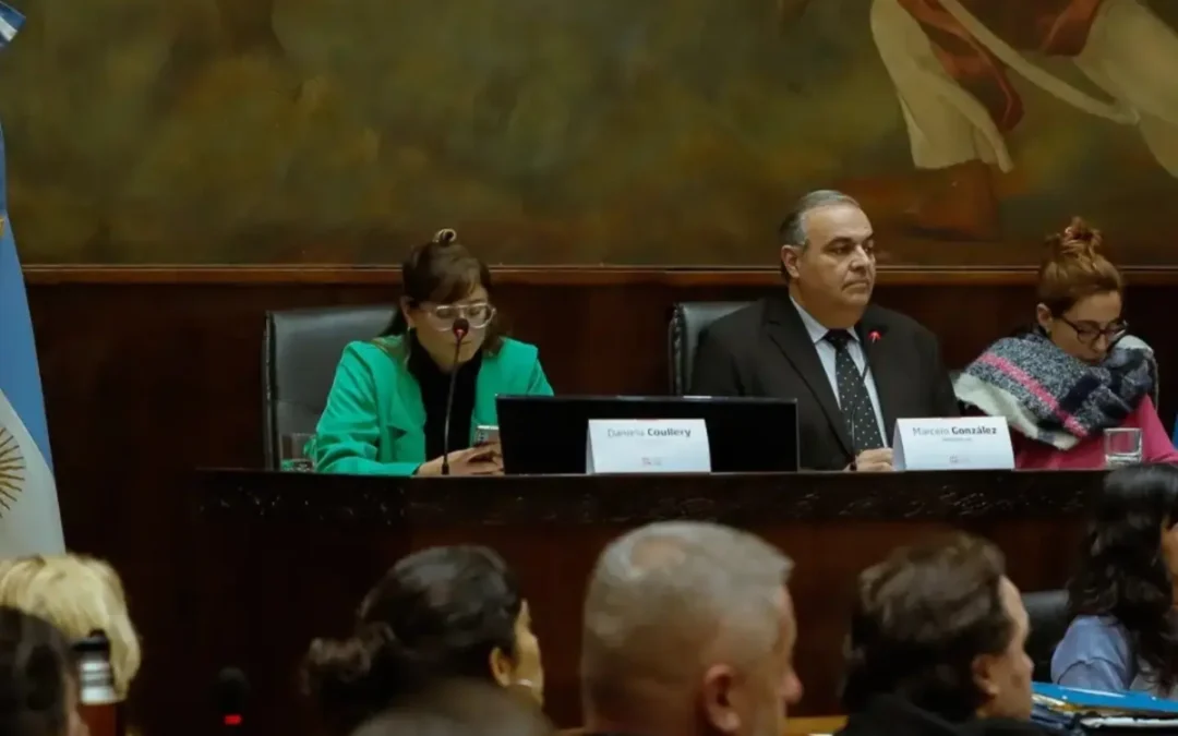 HCD MORÓN: SE LLEVÓ A CABO LA ASAMBLEA DE MAYORES CONTRIBUYENTE DONDE SE APROBÓ EL PRESTAMO AL BANCO DE LA PROVINCIA POR $ 1.000 MILLONES PARA BACHEO Y COMPRA DE LUMINARIAS DEL DISTRITO