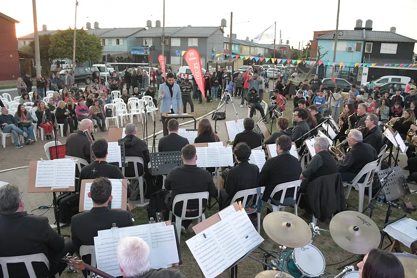 BARRIO CARLOS GARDEL: COMENZARON LOS FESTEJOS POR LOS 20 AÑOS DE SU URBANIZACIÓN