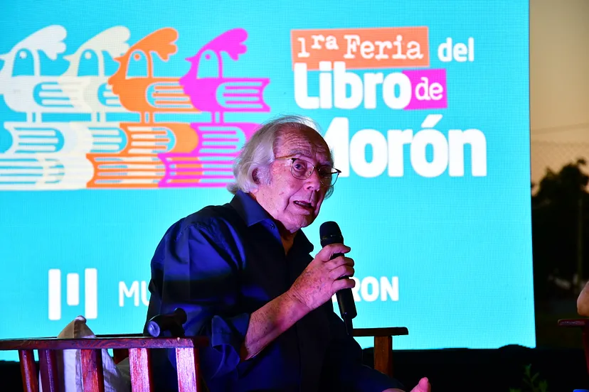 MORÓN: MILES DE PERSONAS VISITARON LA FERIA DEL LIBRO