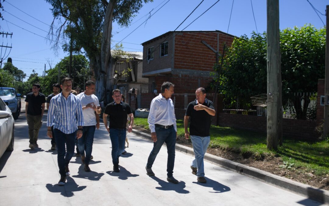 ITUZAINGO: TRABAJO CONJUNTO: PABLO DESCALZO Y DANIEL LARRACHE RECORRIERON OBRAS DEL DISTRITO