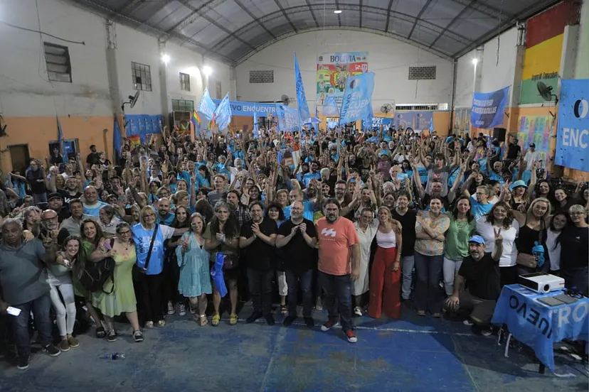 MORÓN: SE LLEVÓ A CABO EL PLENARIO DE «NUEVO ENCUENTRO» CON FUERTES CRÍTICAS A LUCAS GHI Y EL PEDIDO DE LA MILITANCIA PRESENTE DE QUE MARTÍN SABBATELLA «RETORNE A GOBERNAR MORÓN EN 2027»