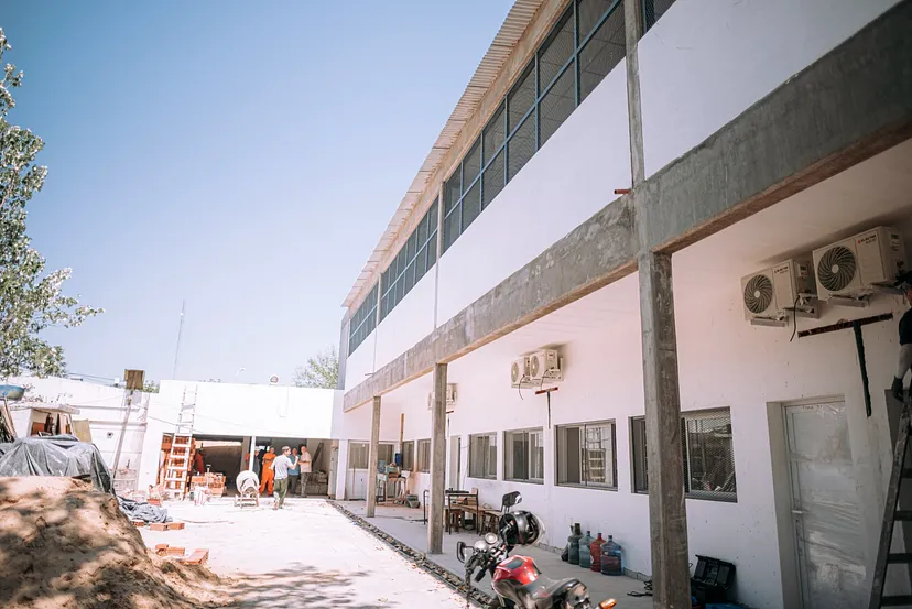 Morón sur: Avanzan las obras de ampliación en la Escuela Secundaria N°48