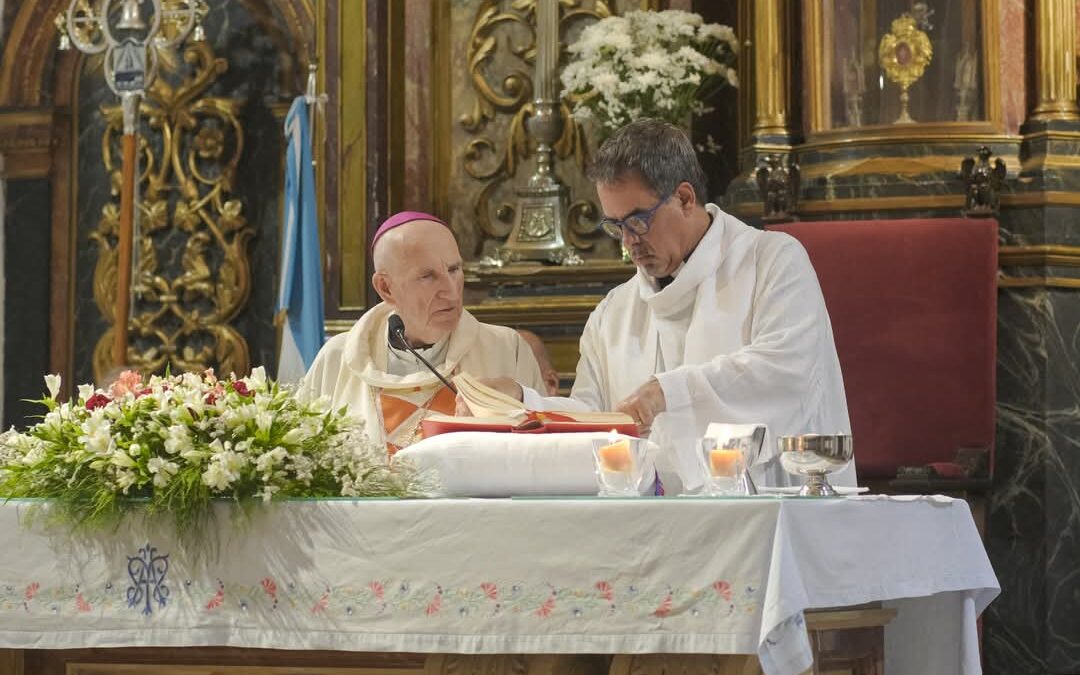 MORÓN: SE LLEVÓ A CABO UNA EMOTIVA MISA DE ORACIÓN POR LA SALUD DEL PAPA FRANCISCO