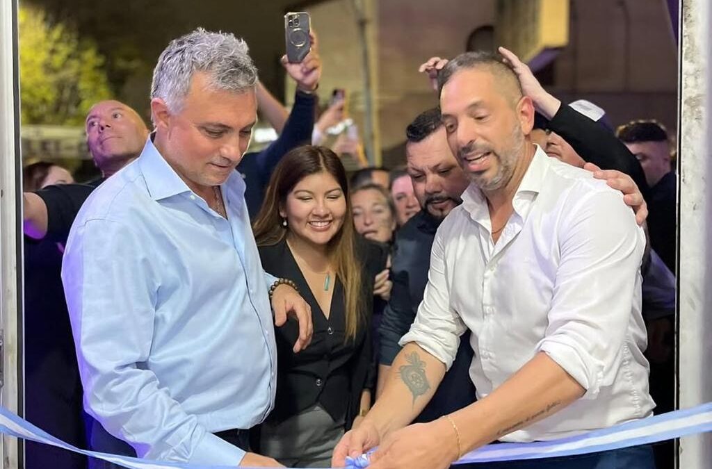 ACTO MASIVO EN MORÓN: LA LIBERTAD AVANZA INAUGURÓ NUEVO LOCAL Y REFUERZA SU PRESENCIA EN EL OESTE BONAERENSE