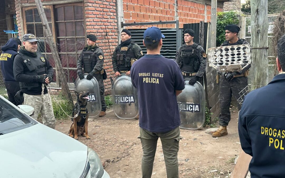MORÓN: SEGURIDAD: DESBARATAN UNA BANDA DEDICADA AL NARCOMENUDEO EN EL BARRIO SANTA LAURA