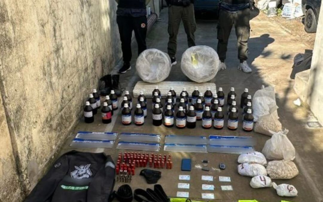 OPERATIVO “PASTA 4X4”: LA PFA DESARTICULÓ UNA BANDA DEDICADA AL ROBO DE CAMIONETAS DE ALTA GAMA Y LA COMERCIALIZACIÓN DE PASTA BASE