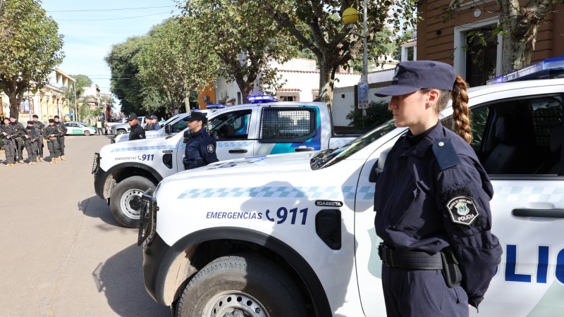 CASTELAR: REUNIÓN COMUNITARIA SOBRE SEGURIDAD EN LA BIBLIOTECA 9 DE JULIO