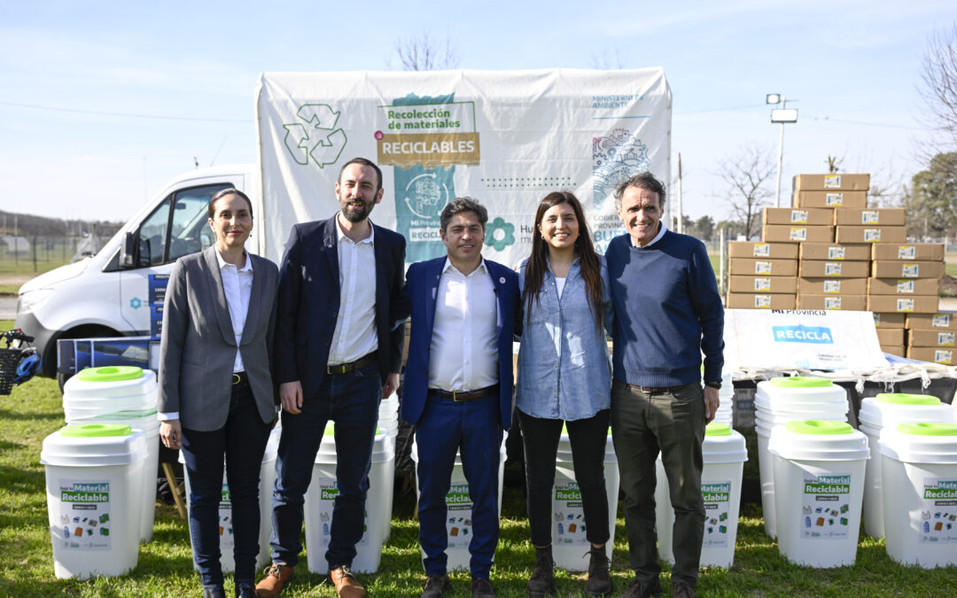 HURLINGHAM: KICILLOF ENTREGÓ PATRULLEROS, MOTOS Y EQUIPAMIENTO AMBIENTAL,  Y RECORRIÓ OBRAS EN LA UNAHUR