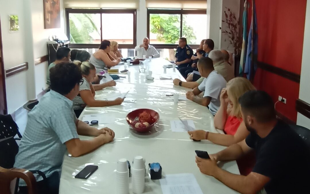 PRIMERA REUNIÓN DEL FORO DE SEGURIDAD MORÓN PRIMERA: PARTICIPACIÓN VECINAL, PRESENTACIÓN DEL PLAN DE SEGURIDAD Y RESPUESTAS INMEDIATAS EN LOS BARRIOS